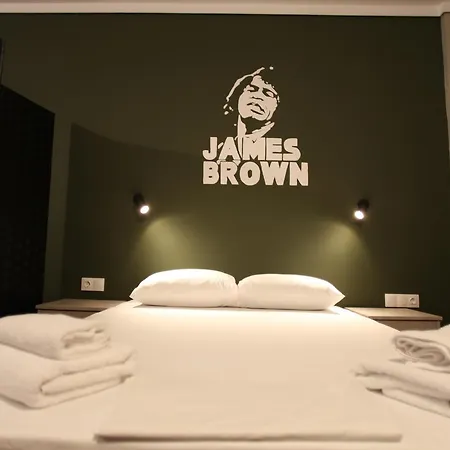 Hybrid Hostel