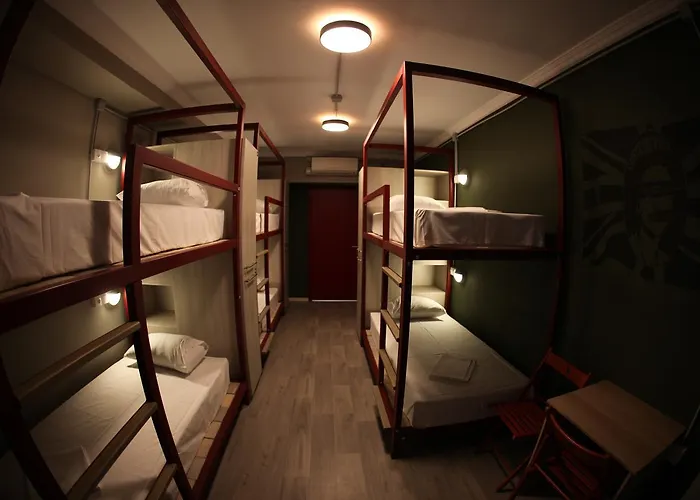 Hybrid Youth 테살로니키