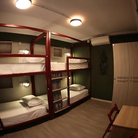 Hybrid Youth סלוניקי