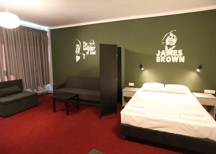 Hybrid Youth Hostal Tesalónica