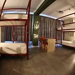 Hybrid Youth Hostel Θεσσαλονίκη