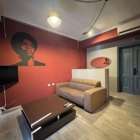 Hybrid Youth Хостел Салоники