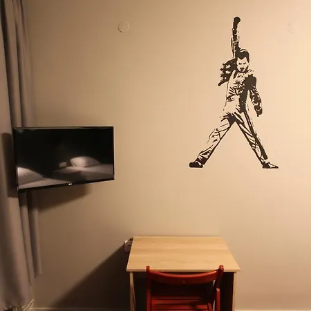 Hostal Hybrid Youth