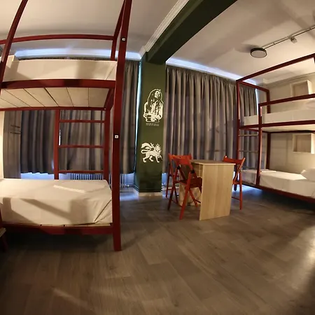 Hybrid Youth Hostal Tesalónica