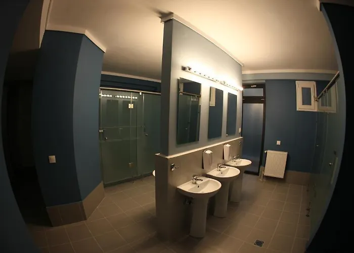 Хостел Hybrid Youth *