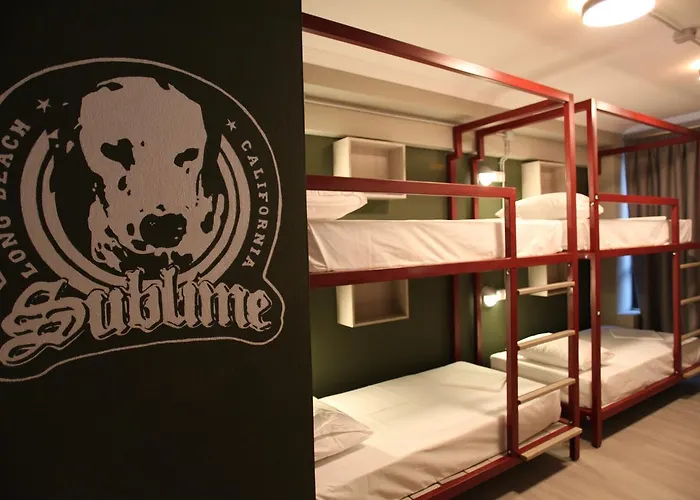 Хостел Hybrid Youth *