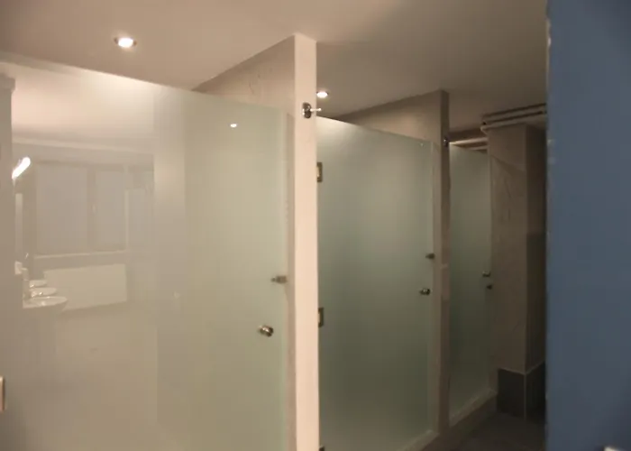 Хостел Hybrid Youth